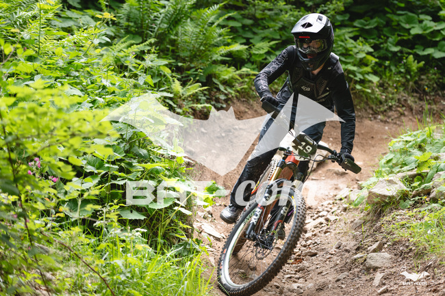 26_06_07_EDHV N°19 P7744
