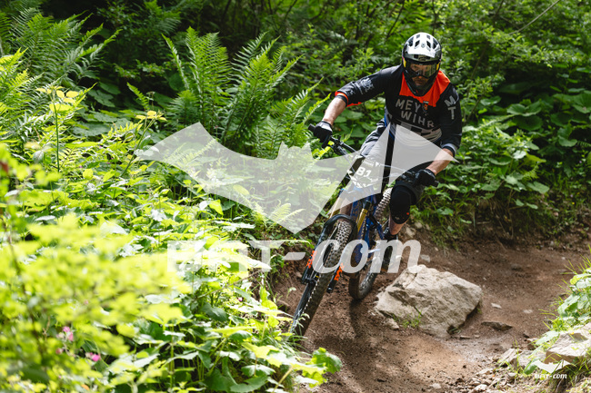26_06_07_EDHV N°81 P7807