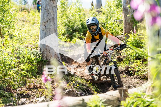 26_06_13_Semoy_J1_D N°243 P9039