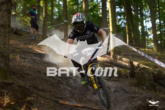 26_09_27_WissDam N°100 P1856