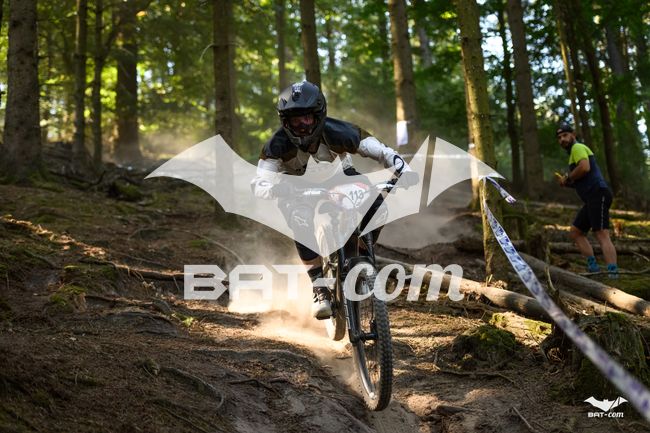 26_09_27_WissDam N°113 P2404