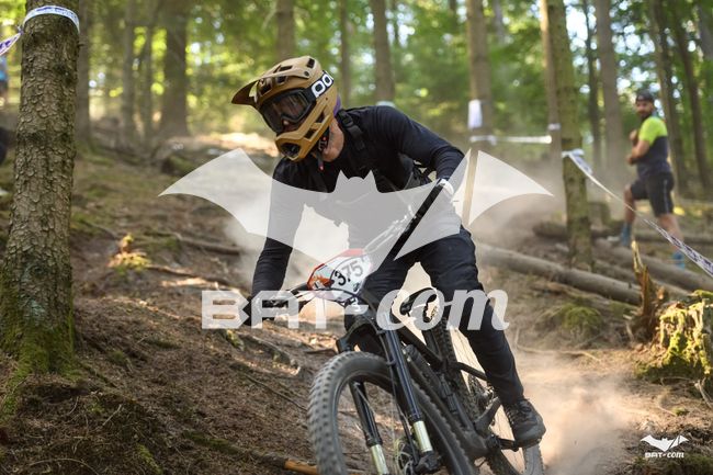 26_09_27_WissDam N°375 P2856